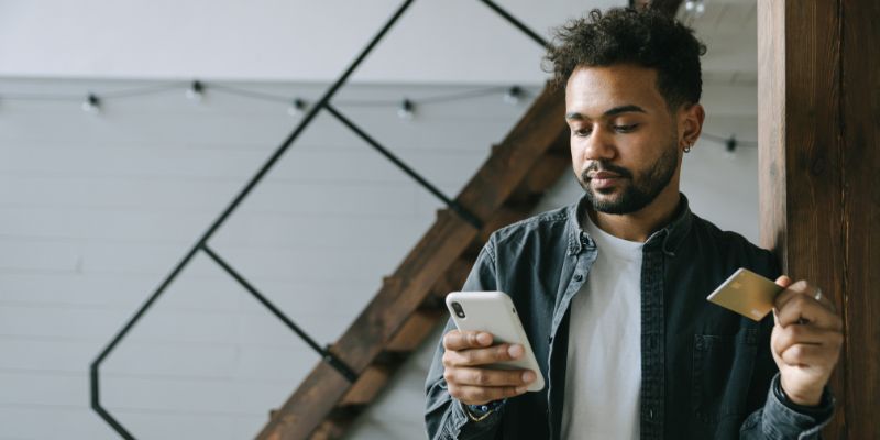 how do I improve my credit score